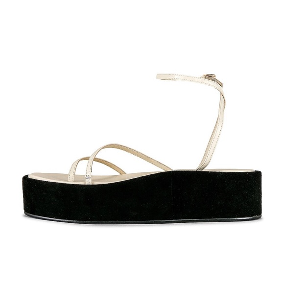 Song of Style Flatform Sandal - Picture 4 of 7
